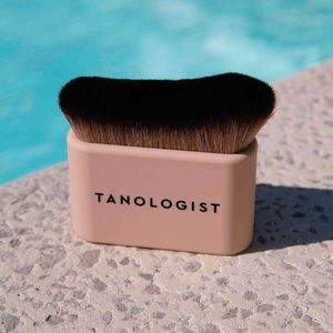TANOLOGIST BLENDING BRUSH